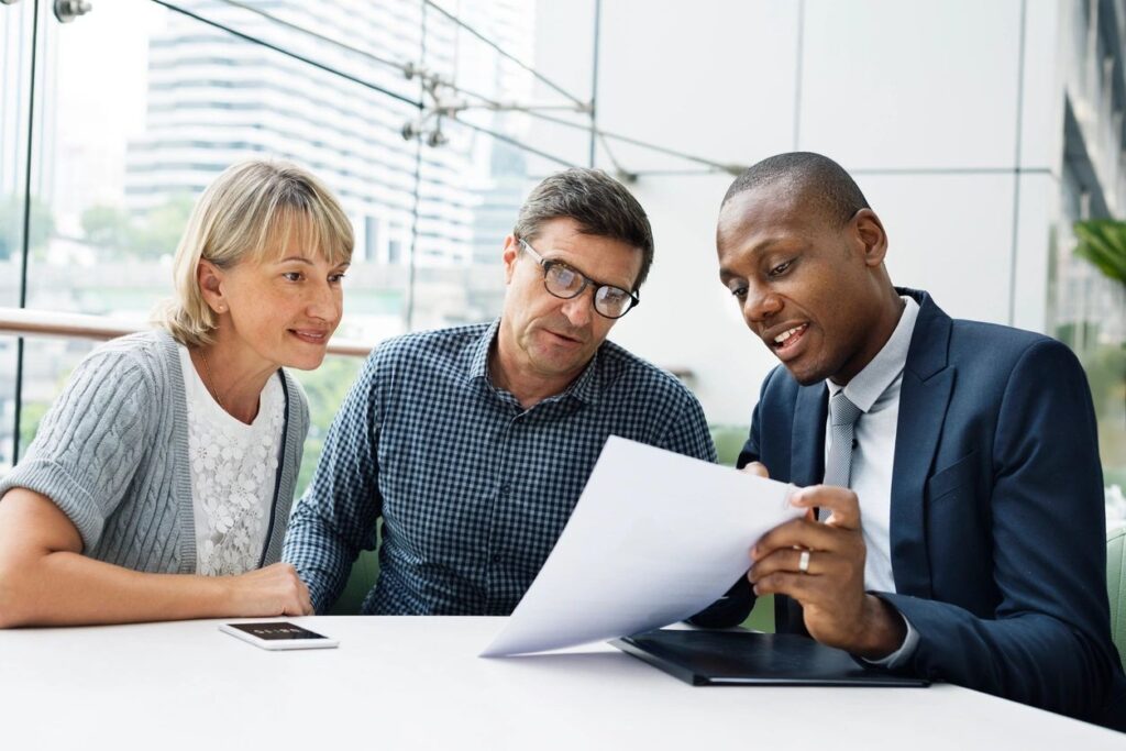 Difference between Debt Settlement and Credit Counseling
